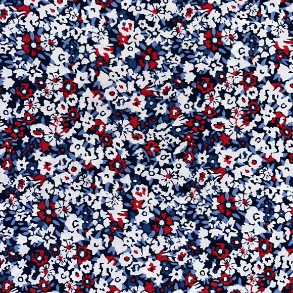 Blue red and white floral tank top. - Picture 9 of 11